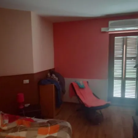 Casa Vacanze Contovello Hotel apartamentowy *
